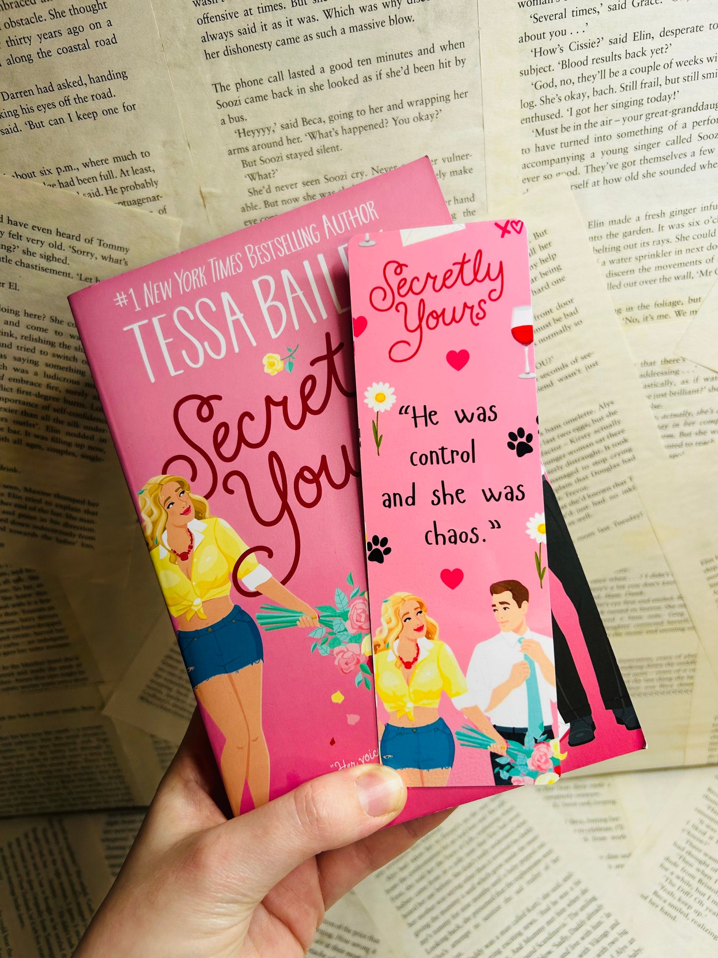 Tessa Bailey, Secretly yours bookmark