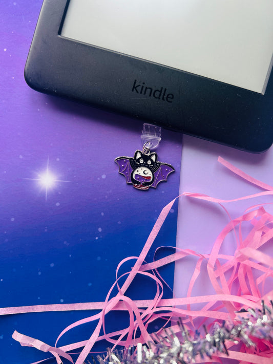 Cute bat Kindle charm – USB-C dust plug accessory with mini bat design for spooky bookish vibes.