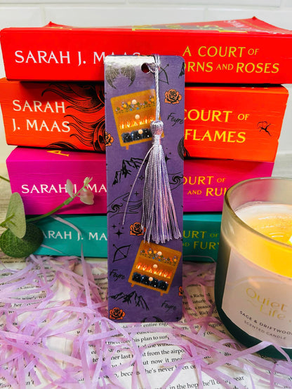 ACOTAR bookmark inspired by Feyre, with painted drawers, bat wings, stars, and mountains – symbolizing love, healing, and the Night Court.