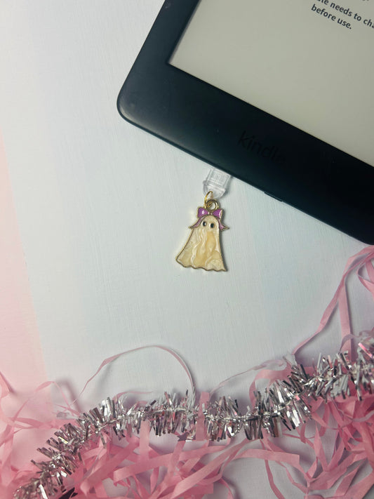 Cute Ghost with Bow Kindle Charm – USB-C Spooky Dust Plug Accessory