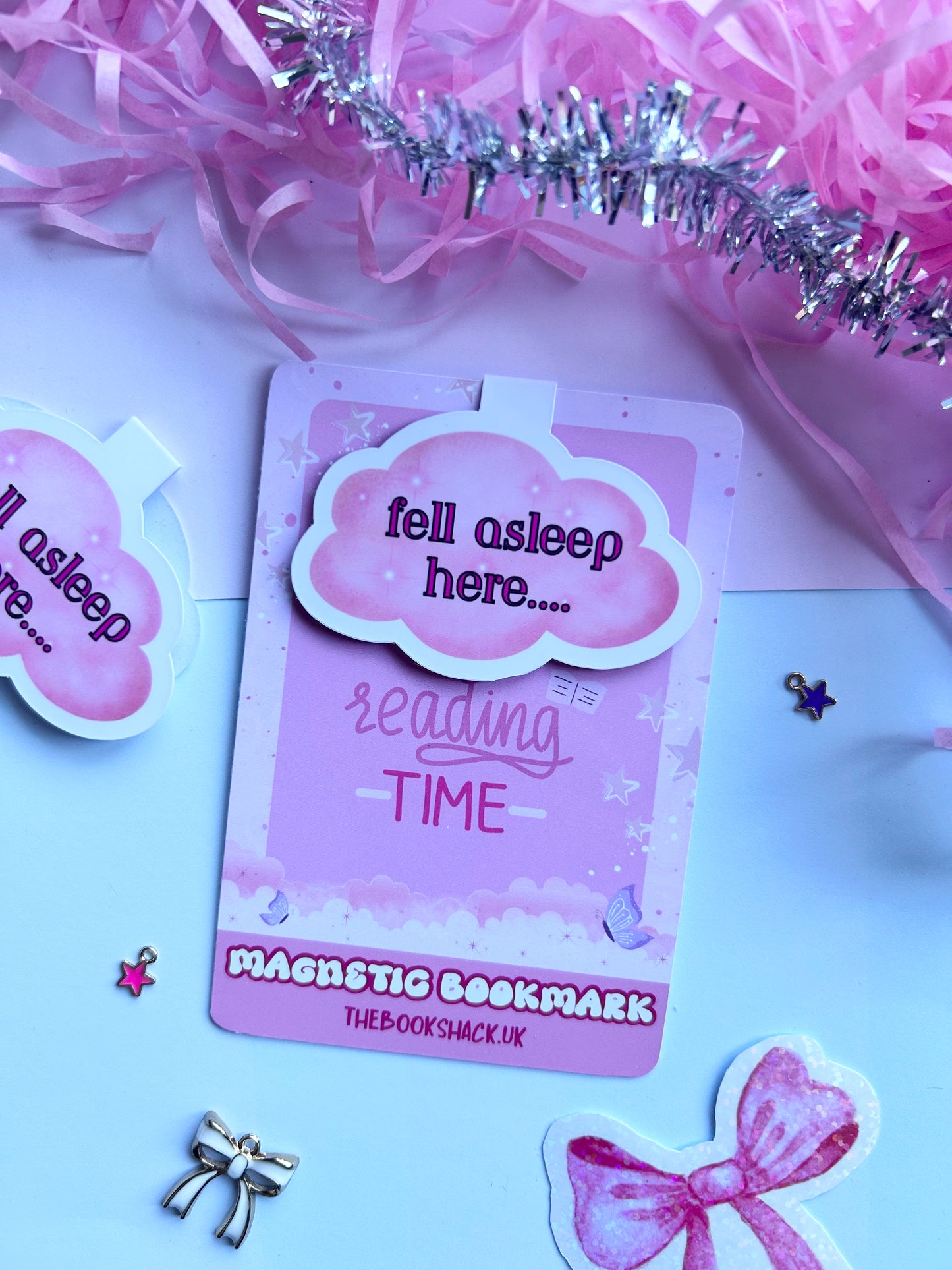 Dreamy Cloud Magnetic Bookmark – ‘Fell Asleep Here...’ | Cute Gift for Bookworms & Night Readers