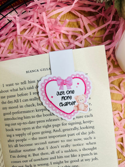 Just One More Chapter Magnetic Bookmark – Cute Teddy Bear Aesthetic
