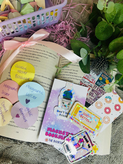Lucky dip/mystery bookish bundle bookmarks