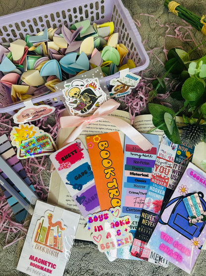 Lucky dip/mystery bookish bundle bookmarks