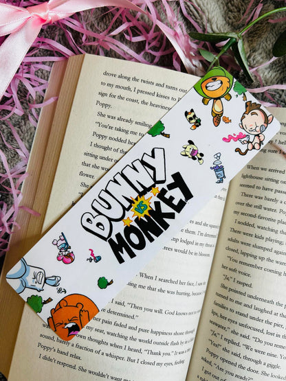 Children’s bookmark featuring the playful rivalry of Bunny vs. Monkey with colourful, fun illustrations – ideal for young readers.