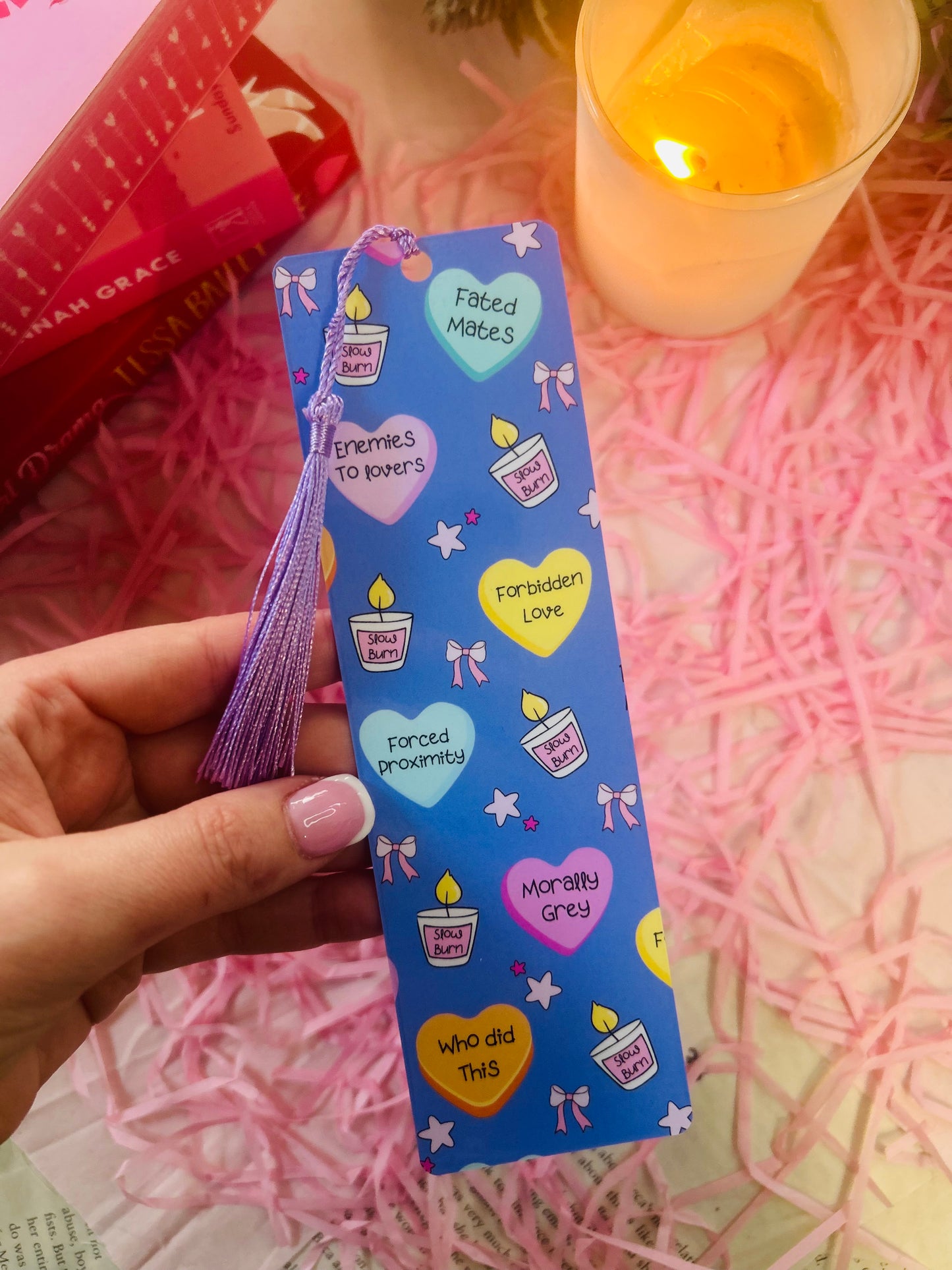 Holographic book trope bookmarks with tassels, featuring phrases like "Enemies to Lovers," "Fated Mates," and "Morally Grey." Perfect aesthetic gift for book lovers and romance readers. ✨📚